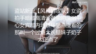 00后嫩妹双飞一个甜美一个可爱，双女轮流舔屌，一起翘屁股求操，骑乘姿势爆操美穴