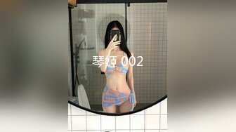 长发飘飘学生制服清纯小妹，满背纹身视觉反差，扎起双马尾吸吮大屌，主动骑乘爆插小穴，操的啊啊直浪叫