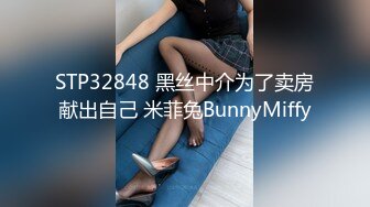 [MP4/ 147M] 熟女妈妈 精神小伙和妈妈边操边缠绵互吻 趴在妈妈丰腴的身上大力抽插 只听啪啪作响