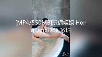 性感美熟妇“哇好大的鸡巴啊，这回一定很爽”豪乳随风飘荡，摇摇欲坠，波涛汹涌！