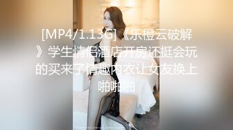 不是说一起养狗吗 你怎么把我当狗了呀