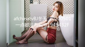 性感女友调戏大叔，玩起各种激情做爱