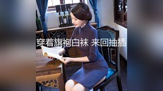 [MP4/ 440M] 带着舌钉的骚母狗小姨子，颜值不错风骚大奶子全程露脸让姐夫调教，跪着舔大鸡巴样子好骚