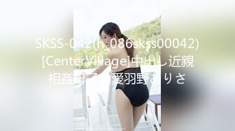 深喉：插进喉咙抓住母狗的头使劲甩