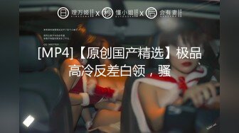 后入主播小女友