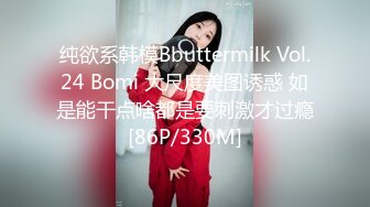 [MP4]牛仔短裤大长腿贫乳美女和炮友居家啪啪，近距离特写口交舔屌，翘起屁股舔逼后入撞击美臀，毛毛修剪过掰穴诱人