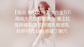 老婆不在家,勾引家裏保姆阿姨啪啪,小夥愛熟女啊,老女人毛都白了